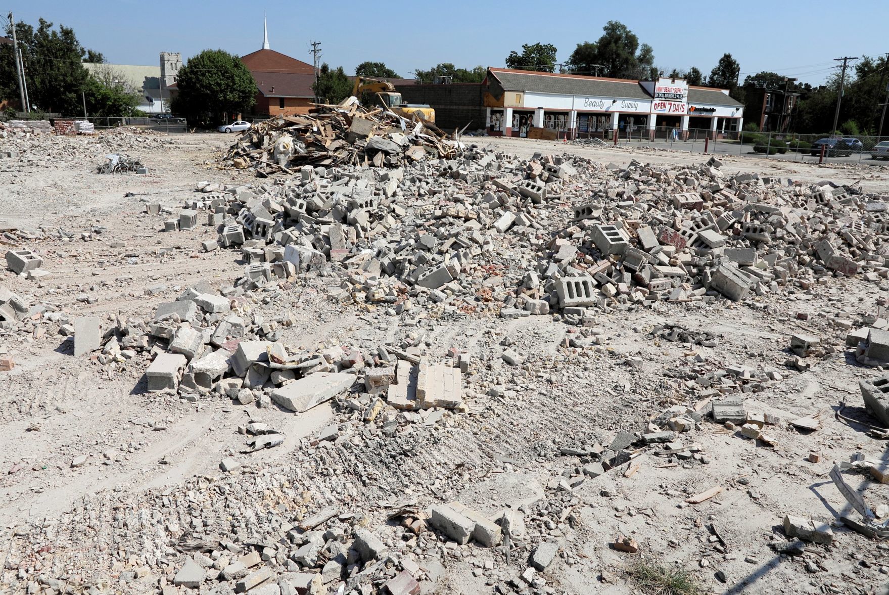 Former National supermarket site on Natural Bridge